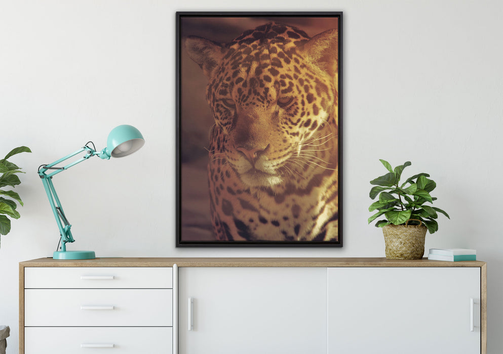 Wunderschöner Leopard auf Leinwandbild gerahmt verschiedene Größen im Wohnzimmer