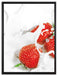 Erdbeeren Erdbeermilch auf Leinwandbild gerahmt Größe 80x60