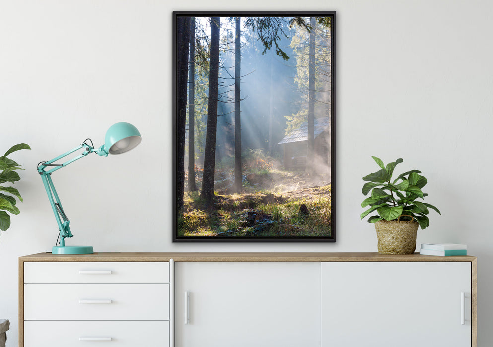 Sonnenstrahlen im Wald auf Leinwandbild gerahmt verschiedene Größen im Wohnzimmer