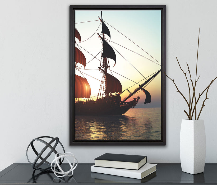 Altes Segelschiff auf Leinwandbild gerahmt mit Kirschblüten