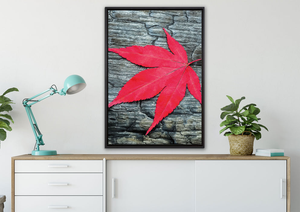 Blatt auf Holz Natur auf Leinwandbild gerahmt verschiedene Größen im Wohnzimmer