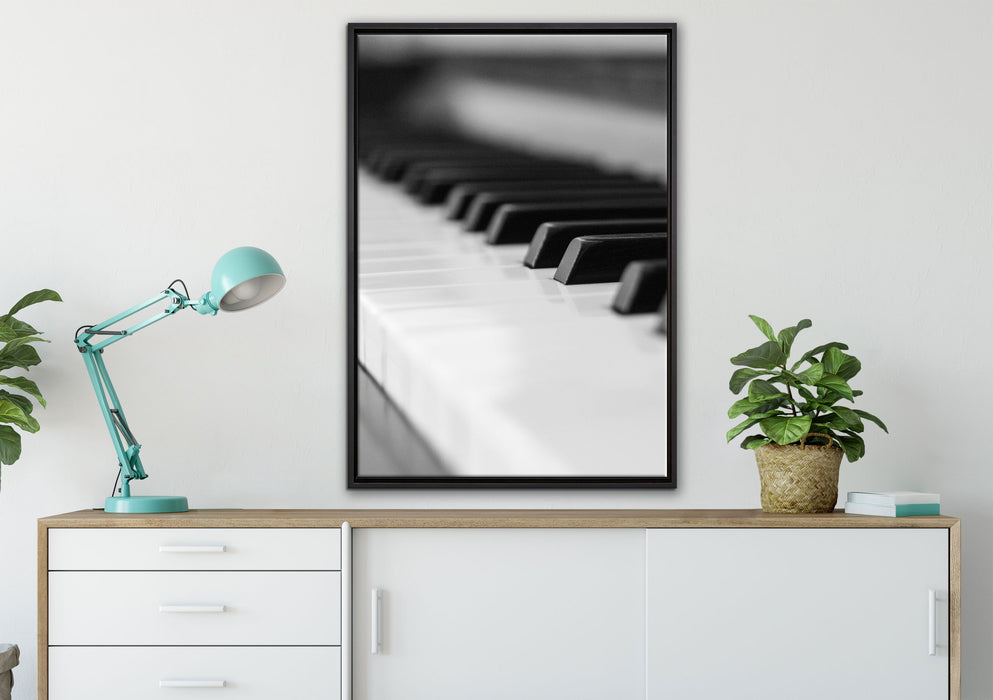 Elegantes Klavier auf Leinwandbild gerahmt verschiedene Größen im Wohnzimmer