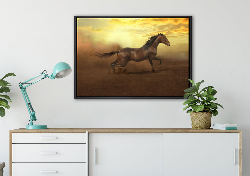 Rennendes Wildpferd auf Leinwandbild gerahmt verschiedene Größen im Wohnzimmer