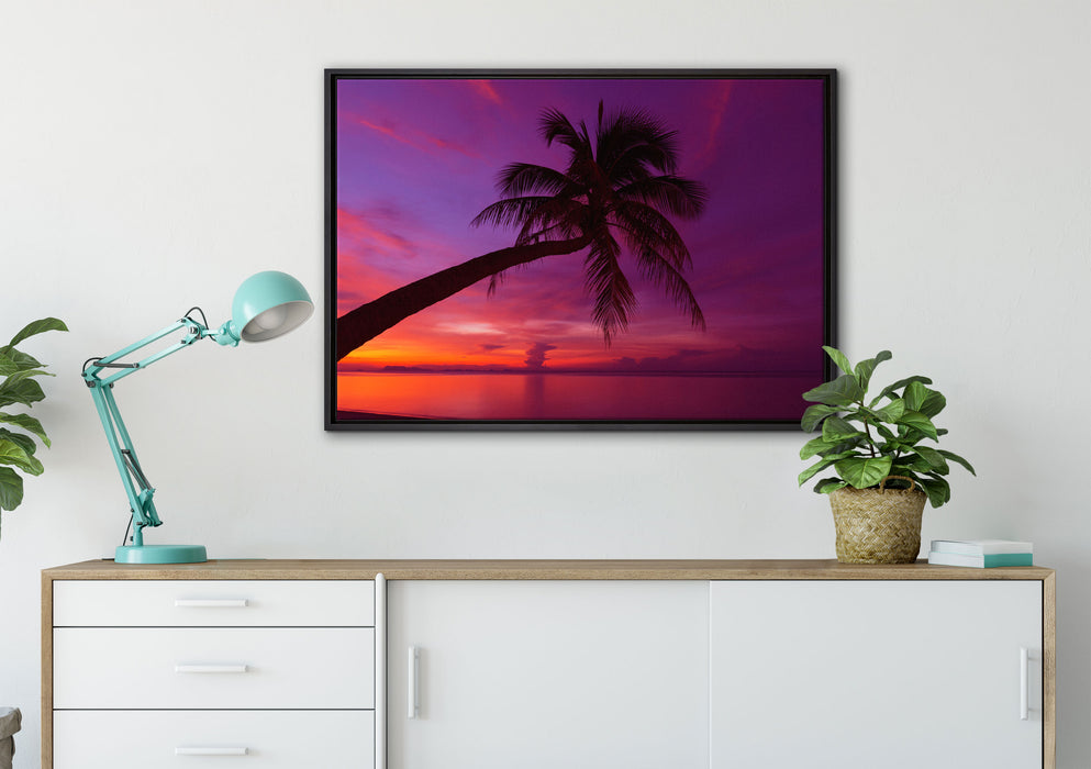 Palme am Meer mit Sonnenuntergang auf Leinwandbild gerahmt verschiedene Größen im Wohnzimmer