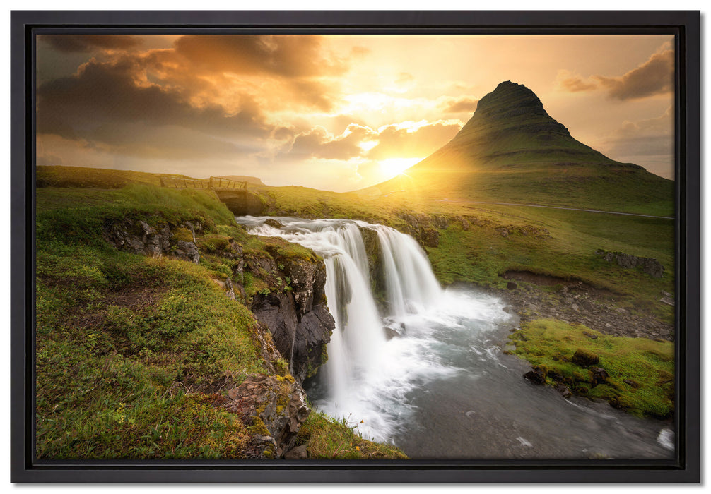 Wasserfall bei Sonnenuntergang auf Leinwandbild gerahmt Größe 60x40