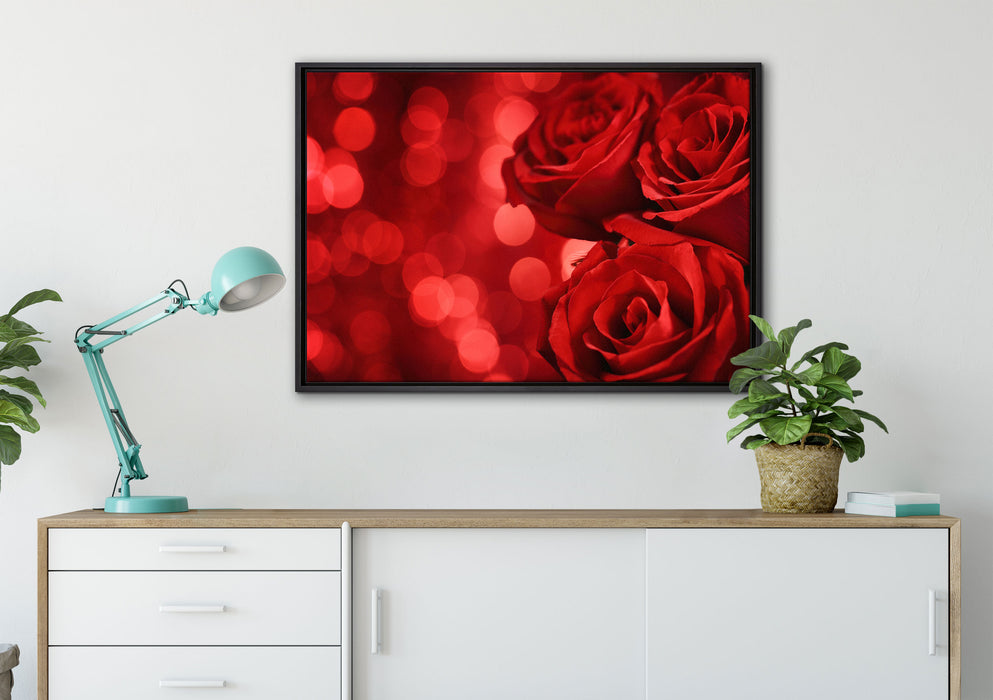 Drei rote Rosen auf Leinwandbild gerahmt verschiedene Größen im Wohnzimmer