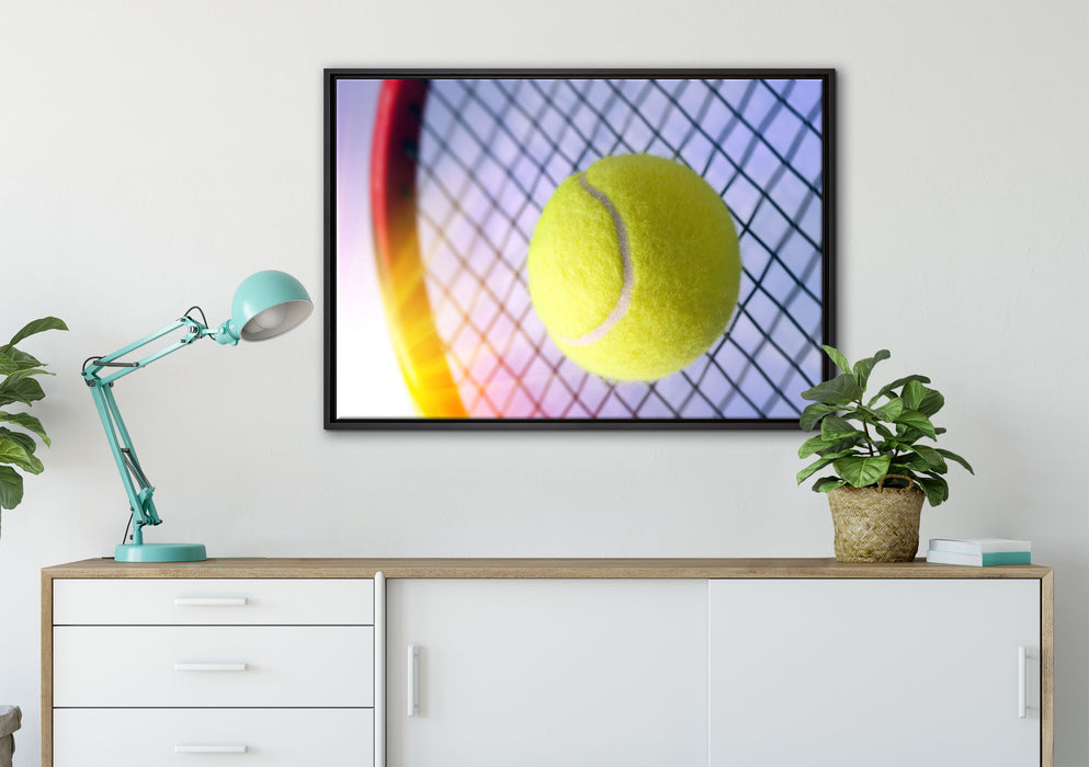 Tennisschläger Tennisball auf Leinwandbild gerahmt verschiedene Größen im Wohnzimmer