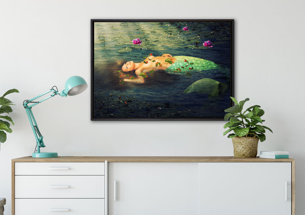 Meerjungfrau im Wasser liegend auf Leinwandbild gerahmt verschiedene Größen im Wohnzimmer