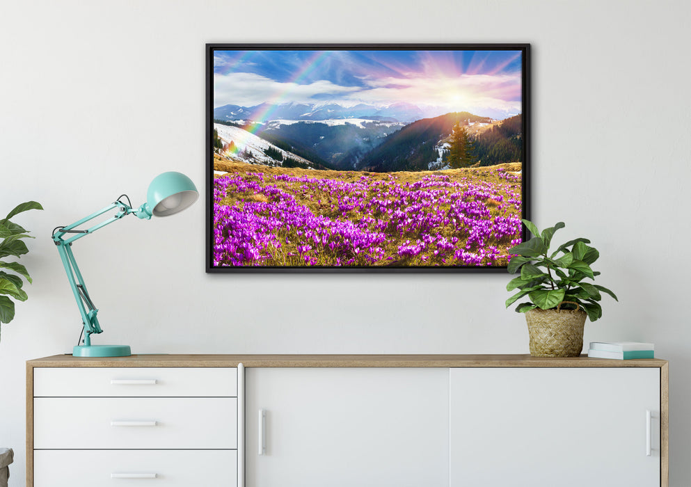 Berge mit Regenbogen auf Leinwandbild gerahmt verschiedene Größen im Wohnzimmer