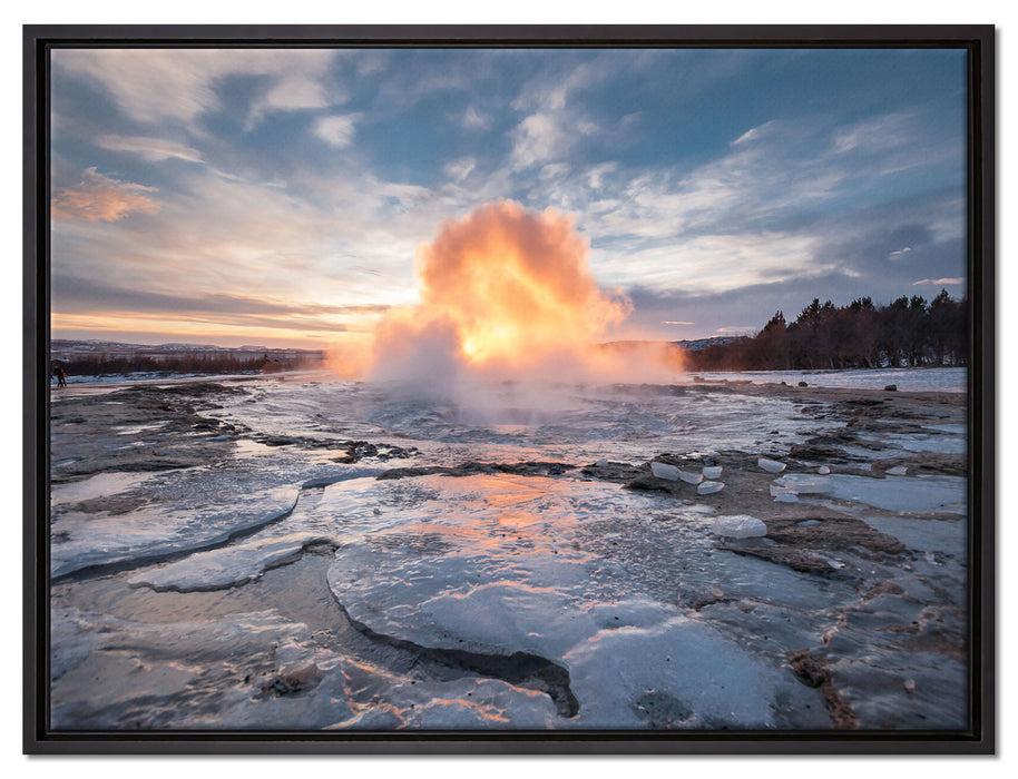 Heiße Quelle in Island auf Leinwandbild gerahmt Größe 80x60