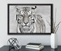 Anmutiger Tiger in auf Leinwandbild gerahmt mit Kirschblüten