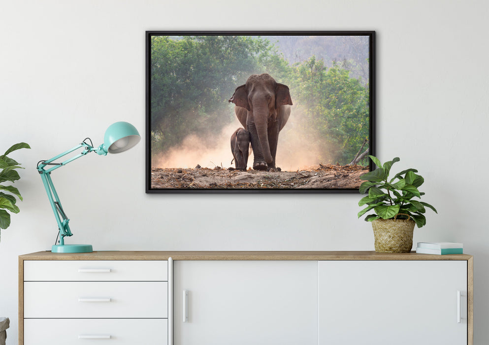 Elefantenbaby mit Mutter auf Leinwandbild gerahmt verschiedene Größen im Wohnzimmer