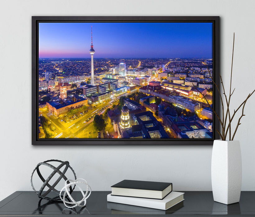 Berlin City Panorama auf Leinwandbild gerahmt mit Kirschblüten