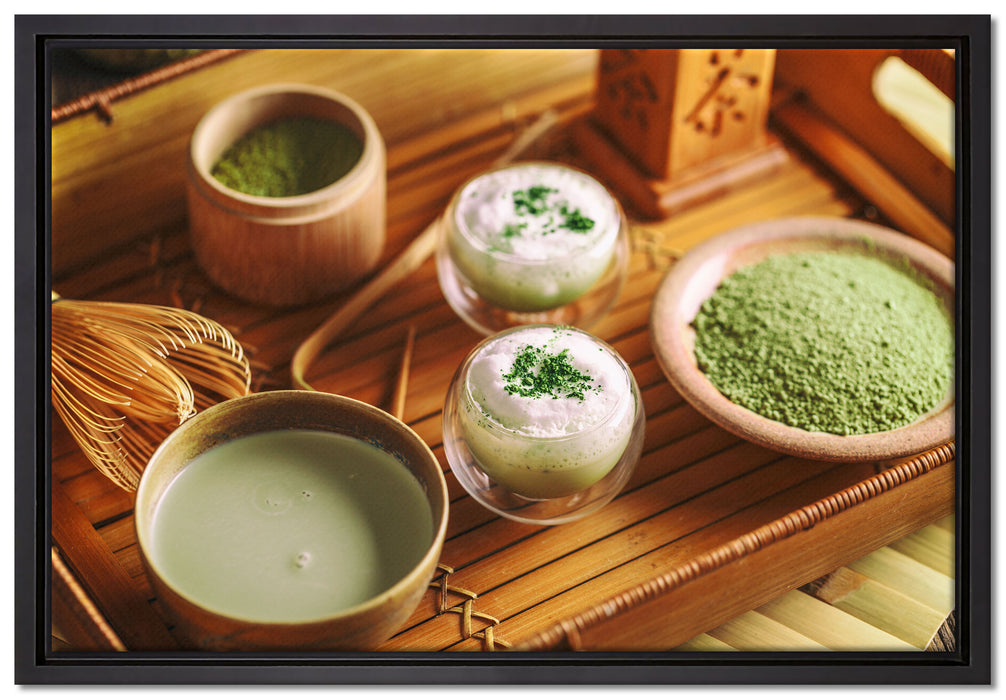 schön dekorierter Matcha Tee auf Leinwandbild gerahmt Größe 60x40