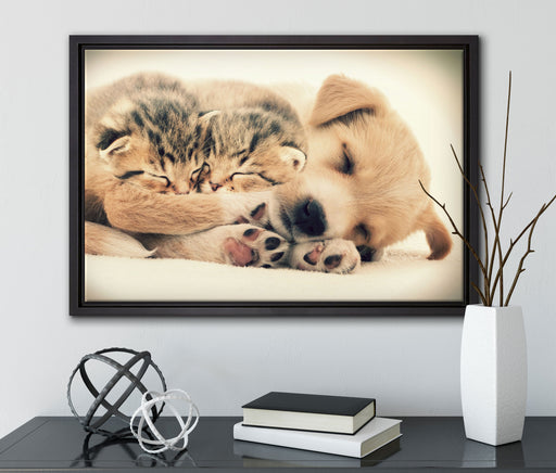 Hundewelpe mit kleinen Kätzchen auf Leinwandbild gerahmt mit Kirschblüten