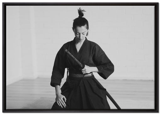 stolze Samurai-Kriegerin auf Leinwandbild gerahmt Größe 100x70