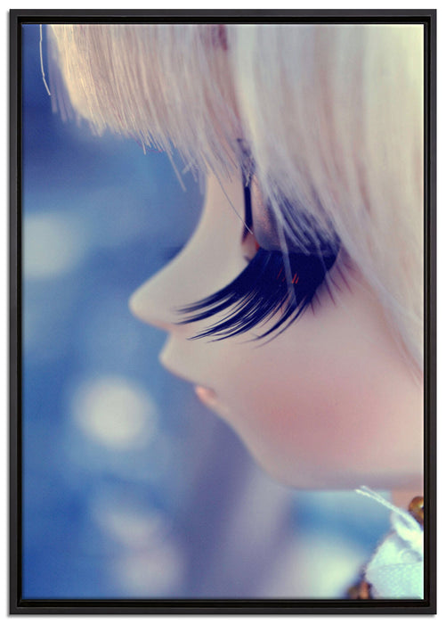 Pullip-Püppchen mit Wimpern auf Leinwandbild gerahmt Größe 100x70