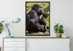 Gorilla-Baby küsst seine Mutter auf Leinwandbild gerahmt verschiedene Größen im Wohnzimmer