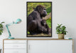 Liebevolle Gorillafamilie auf Leinwandbild gerahmt verschiedene Größen im Wohnzimmer