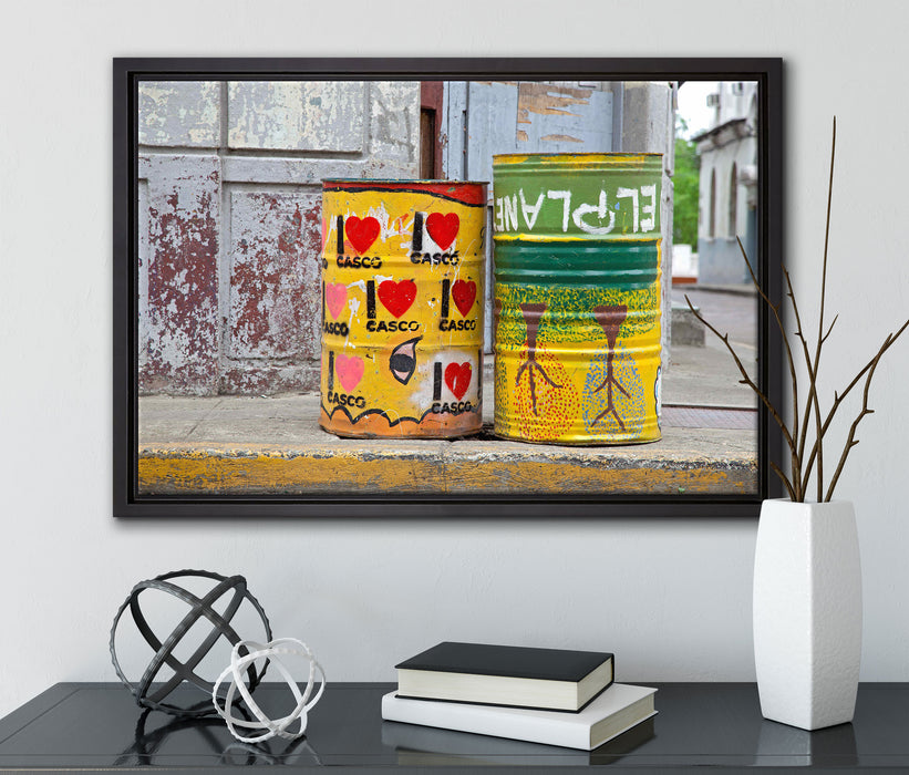 buntbemalte Fässer auf Leinwandbild gerahmt mit Kirschblüten