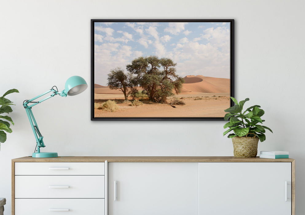 Bäume in Wüstenlandschaft auf Leinwandbild gerahmt verschiedene Größen im Wohnzimmer