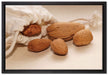 köstliche Nüsse auf Leinwandbild gerahmt Größe 60x40