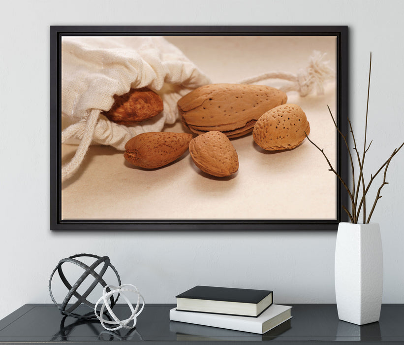 köstliche Nüsse auf Leinwandbild gerahmt mit Kirschblüten