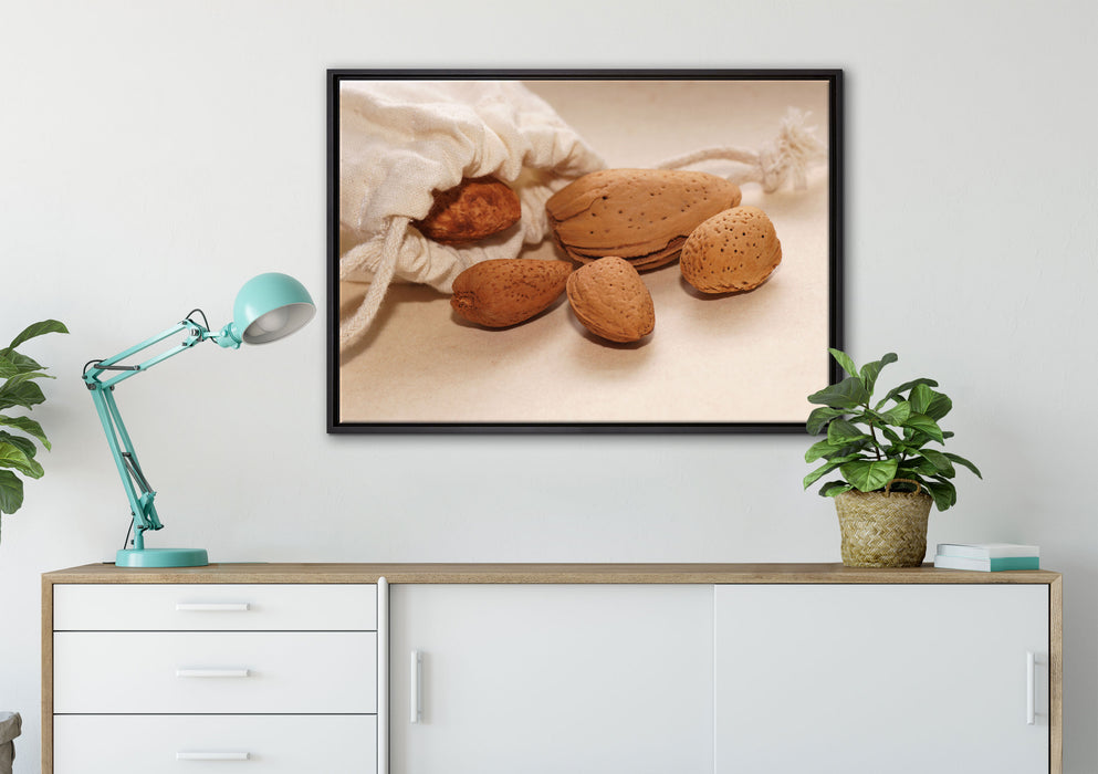 köstliche Nüsse auf Leinwandbild gerahmt verschiedene Größen im Wohnzimmer