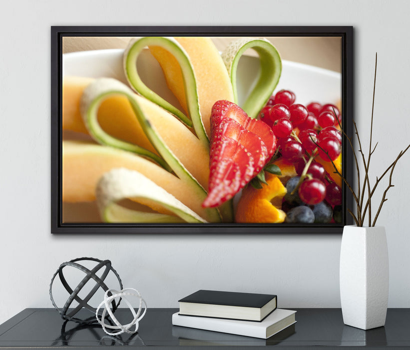 bunte Obstschale auf Leinwandbild gerahmt mit Kirschblüten