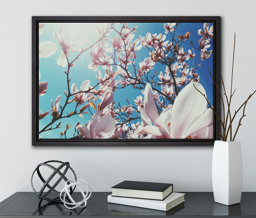 Zarte Rosa Magnolie Blüten auf Leinwandbild gerahmt mit Kirschblüten
