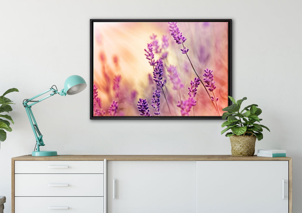 Eleganter Lavendel auf Leinwandbild gerahmt verschiedene Größen im Wohnzimmer