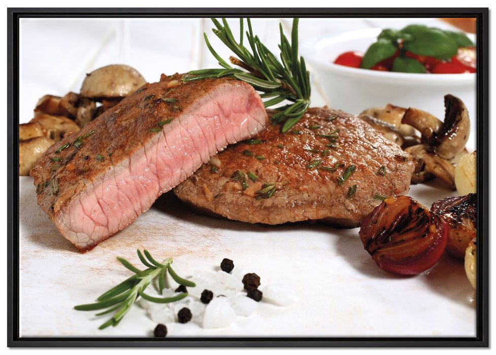Saftiges Steak Medium auf Leinwandbild gerahmt Größe 100x70