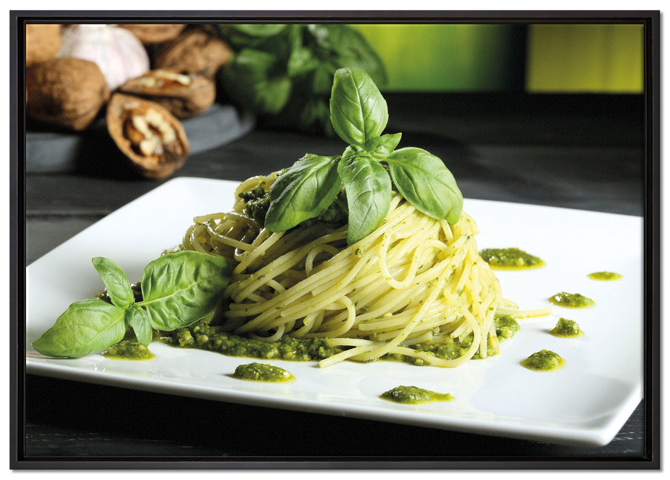 Spaghetti mit grünem Pesto auf Leinwandbild gerahmt Größe 100x70