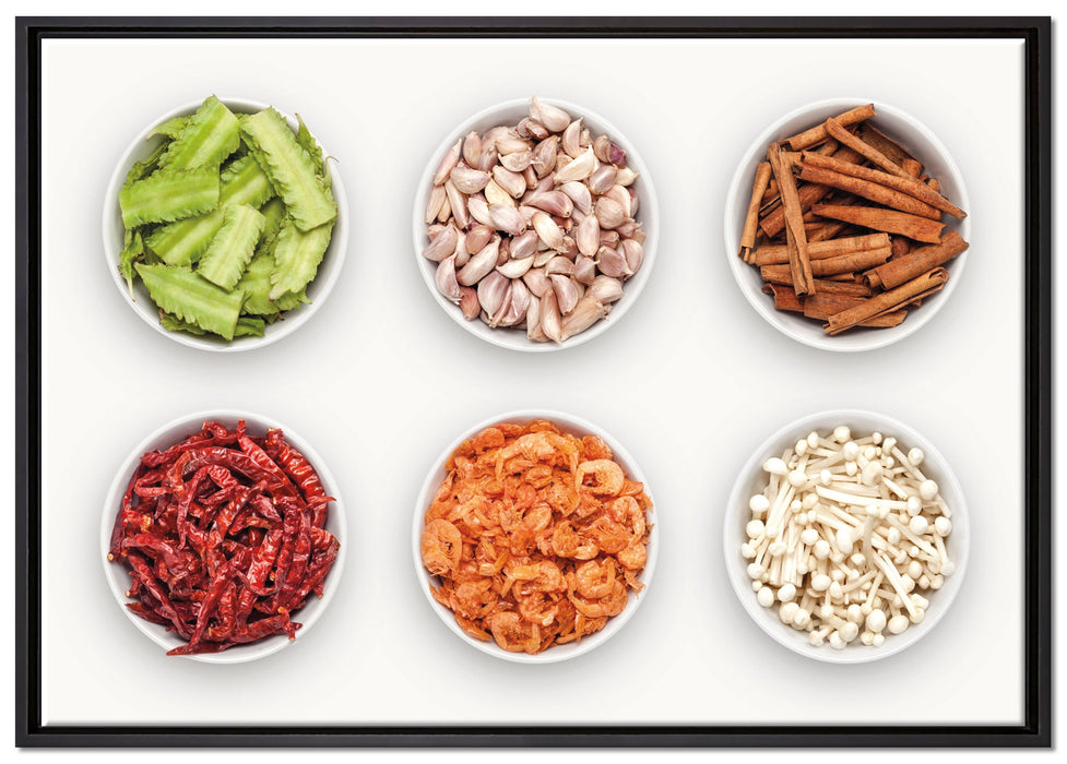 Gewürze in weißen Schälchen auf Leinwandbild gerahmt Größe 100x70