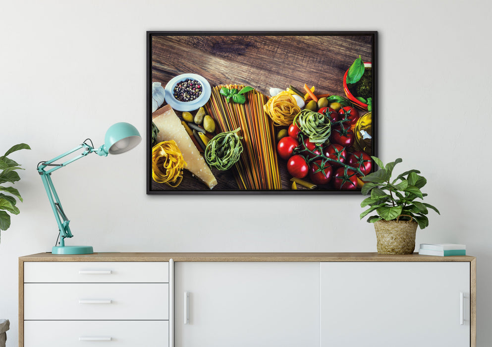 Pasta Italia mit Tomaten auf Leinwandbild gerahmt verschiedene Größen im Wohnzimmer