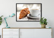 Frisches Croissant und Kaffee auf Leinwandbild gerahmt verschiedene Größen im Wohnzimmer