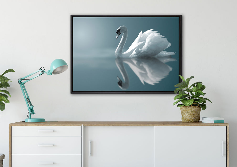 Edler weißer Schwan auf See auf Leinwandbild gerahmt verschiedene Größen im Wohnzimmer