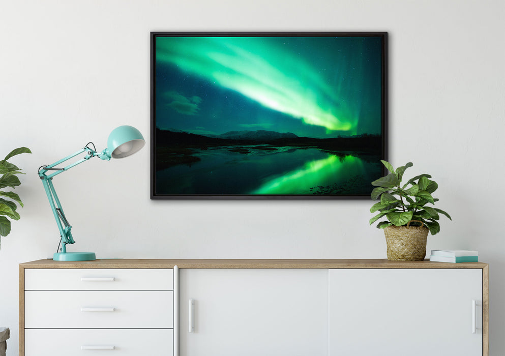 Polarlichter in Skandinavien auf Leinwandbild gerahmt verschiedene Größen im Wohnzimmer