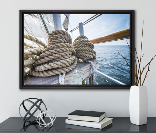 Tau auf einem Schiff auf Leinwandbild gerahmt mit Kirschblüten