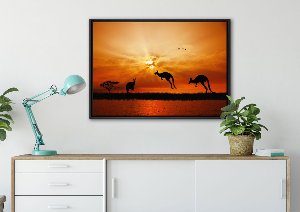 Kängurus im Sonnenlicht auf Leinwandbild gerahmt verschiedene Größen im Wohnzimmer