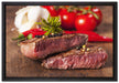 Saftiges Pfeffer Steak auf Leinwandbild gerahmt Größe 60x40