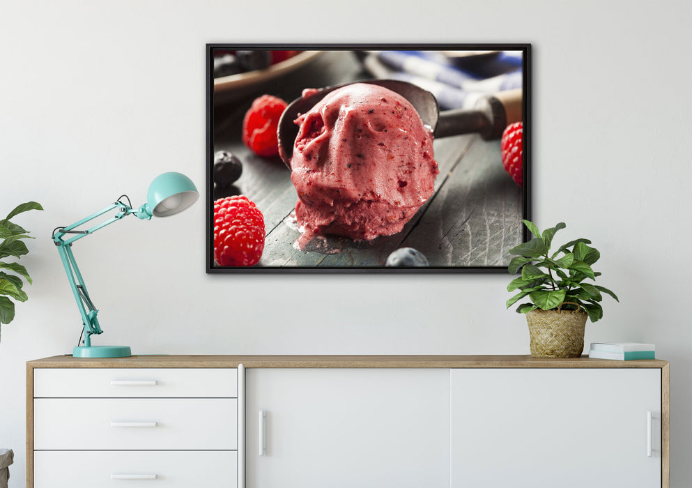 Köstliches Beeren Eis auf Leinwandbild gerahmt verschiedene Größen im Wohnzimmer
