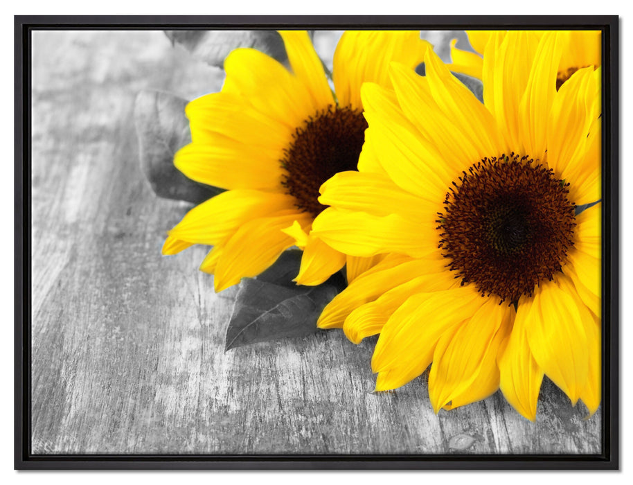 schöne Sonnenblumen auf Holztisch auf Leinwandbild gerahmt Größe 80x60