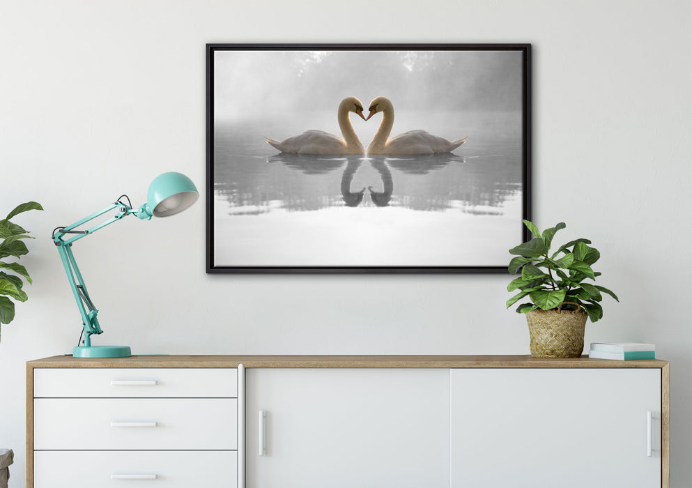 verliebte Schwäne auf See auf Leinwandbild gerahmt verschiedene Größen im Wohnzimmer