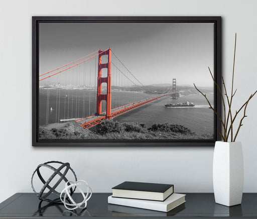 eindrucksvolle Golden Gate Bridge auf Leinwandbild gerahmt mit Kirschblüten