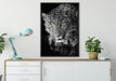 prächtig anmutiger Leopard auf Leinwandbild gerahmt verschiedene Größen im Wohnzimmer