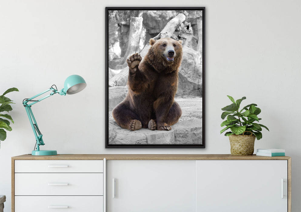 dicker Bär sagt Hallo auf Leinwandbild gerahmt verschiedene Größen im Wohnzimmer
