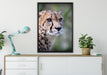 bildschöner Gepard auf Leinwandbild gerahmt verschiedene Größen im Wohnzimmer