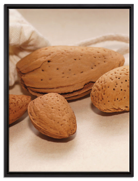 köstliche Nüsse auf Leinwandbild gerahmt Größe 80x60