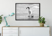Kaiserpinguinkücken auf Leinwandbild gerahmt verschiedene Größen im Wohnzimmer